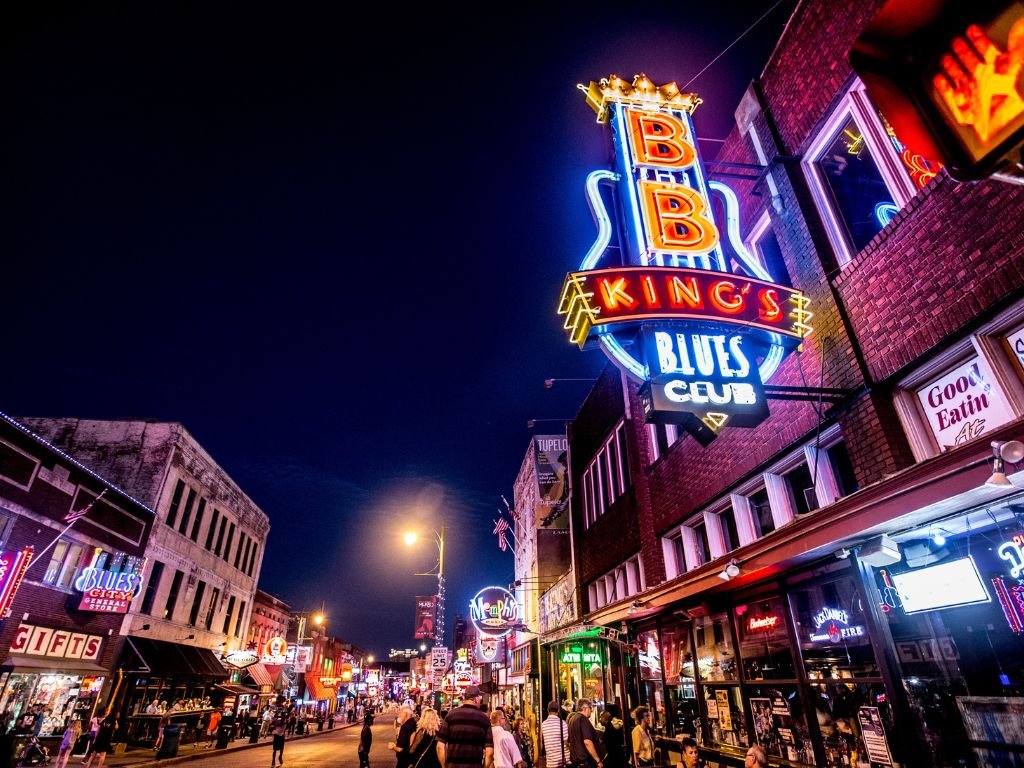 Beale-Street-at-Night-Memphis